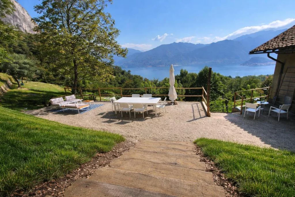 Chalet Como lake
